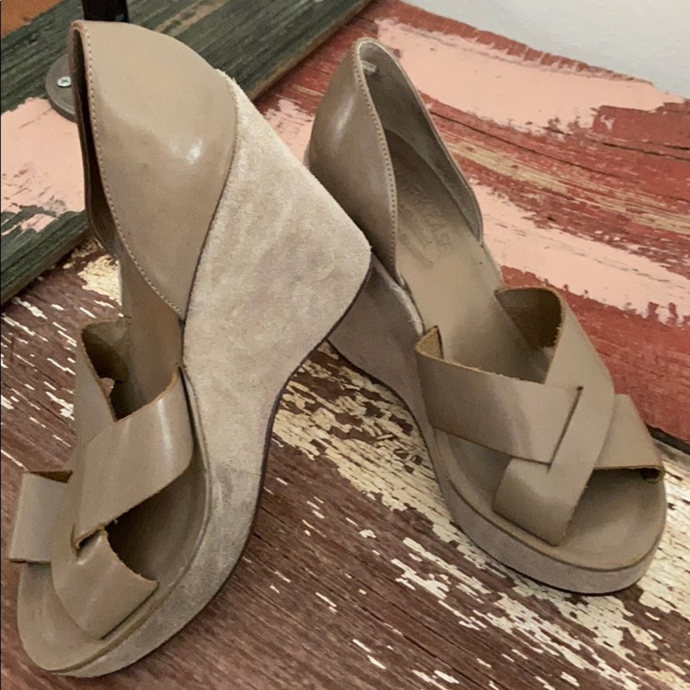 Kork-Ease wedges